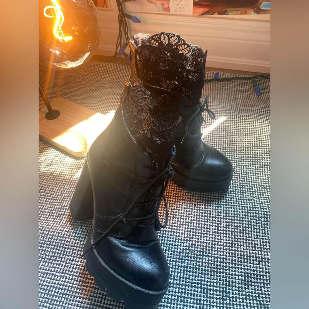 TBA PLATFORM BOOTIES